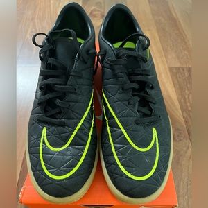BRAND NEW Nike Hypervenom Phelon II IC Men's Indoor Socker Shoes Size 8.5